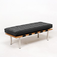 Exhibition Narrow Bench - Standard Black