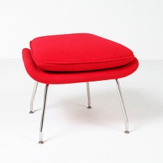 Show product details for Saarinen: Womb Ottoman Reproduction