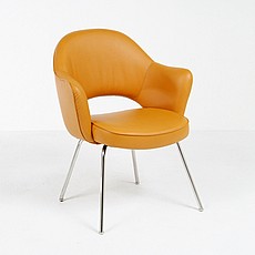 Show product details for Saarinen: Executive Arm Chair Reproduction - Leather