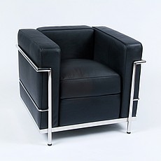 Le Corbusier: LC2 Petite Lounge Chair Reproduction Feathers - Premium Black Leather