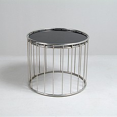 Show product details for Artoli: Modern Round End Table
