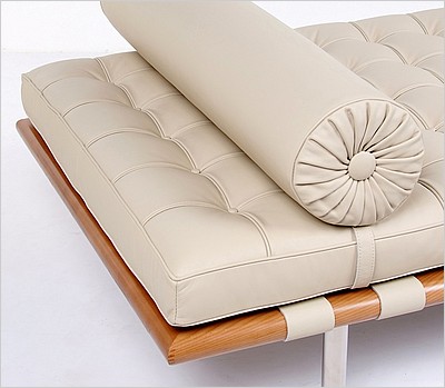 Exhibition Daybed - Buff Tan Leather