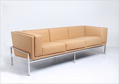 Eero Saarinen Style: GM Lobby Sofa