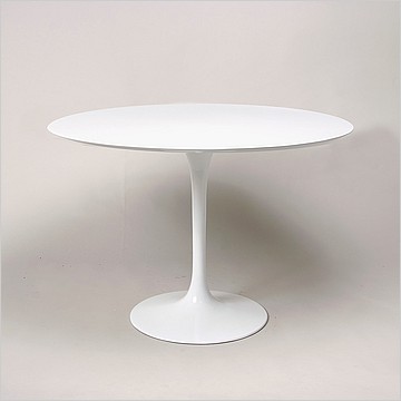 Eero Saarinen Style: Tulip Dining Table 42 Inch Round - Quartz Top