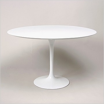 Eero Saarinen Style: Tulip Dining Table 48 Inch Round - Quartz Top