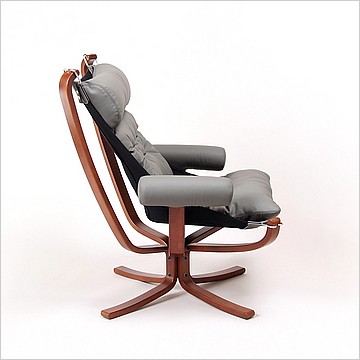 Sigurd Ressell Style: Falcon Chair with Armrests - Wood Frame