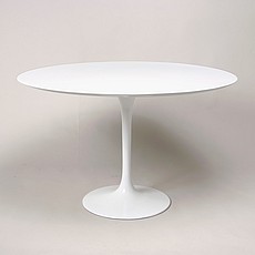 Show product details for Saarinen Style: Tulip Dining Table 48 Inch Round - Solid White Quartz