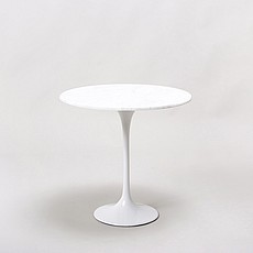 Saarinen Tulip Side Table 20 Inch Round - Solid White Quartz