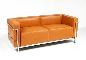 Show product details for Grande Loveseat - Golden Tan Leather